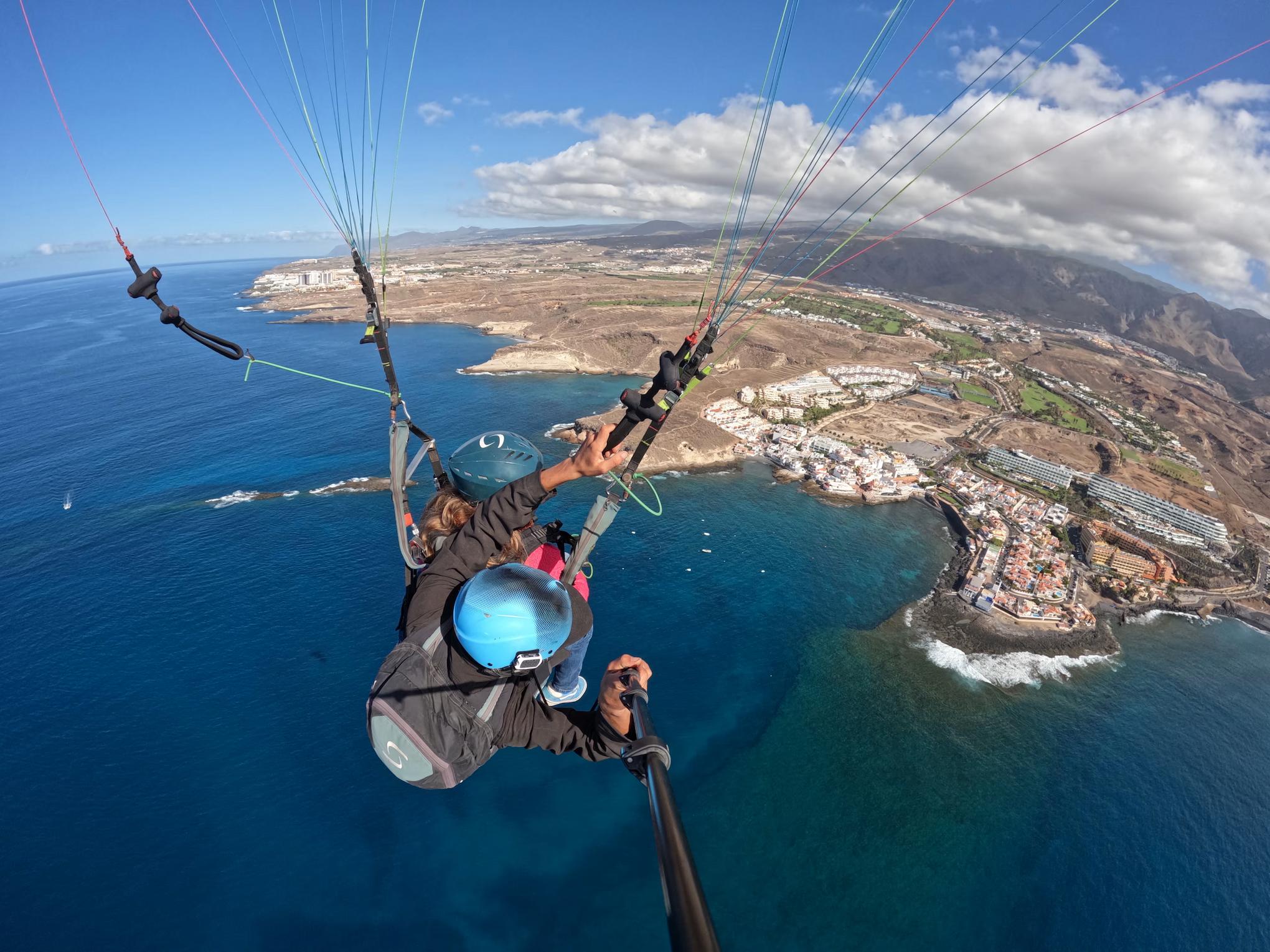 Volar en parapente: conoce tenerife desde las alturas